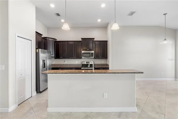 $400,000 | 9864 Smarty Jones Drive, Ruskin, FL 33573