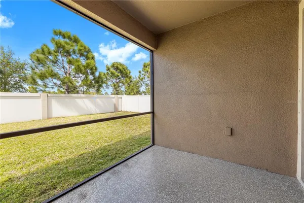 $400,000 | 9864 Smarty Jones Drive, Ruskin, FL 33573