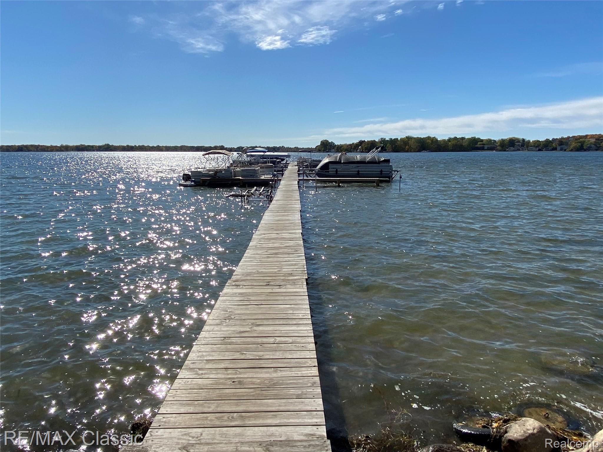 321 Leon Road Walled Lake, MI 48390 - Photo 50 of 53 Dock #2.jpg