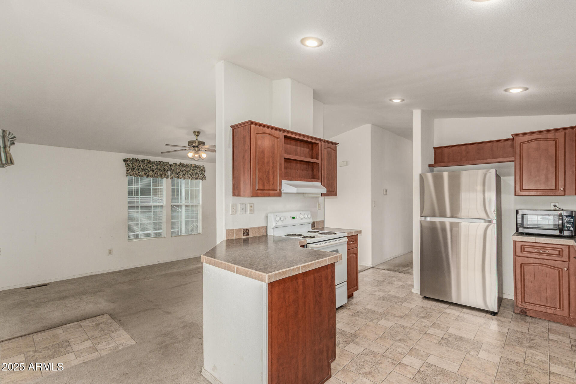 201 South Greenfield Road, Unit 17 Mesa, AZ 85206 - Photo 11 of 34 13 - Greenfield