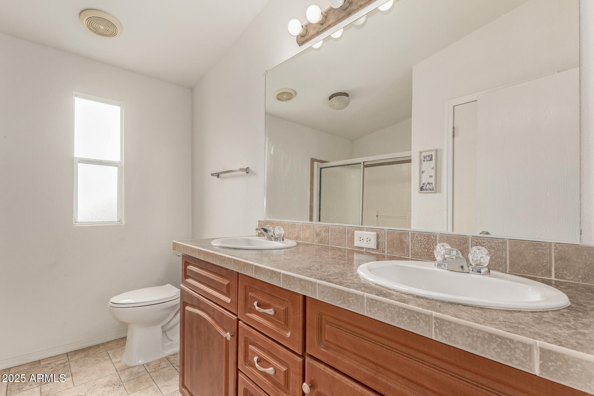 201 South Greenfield Road, Unit 17 Mesa, AZ 85206 - Photo 16 of 34 18 - Greenfield
