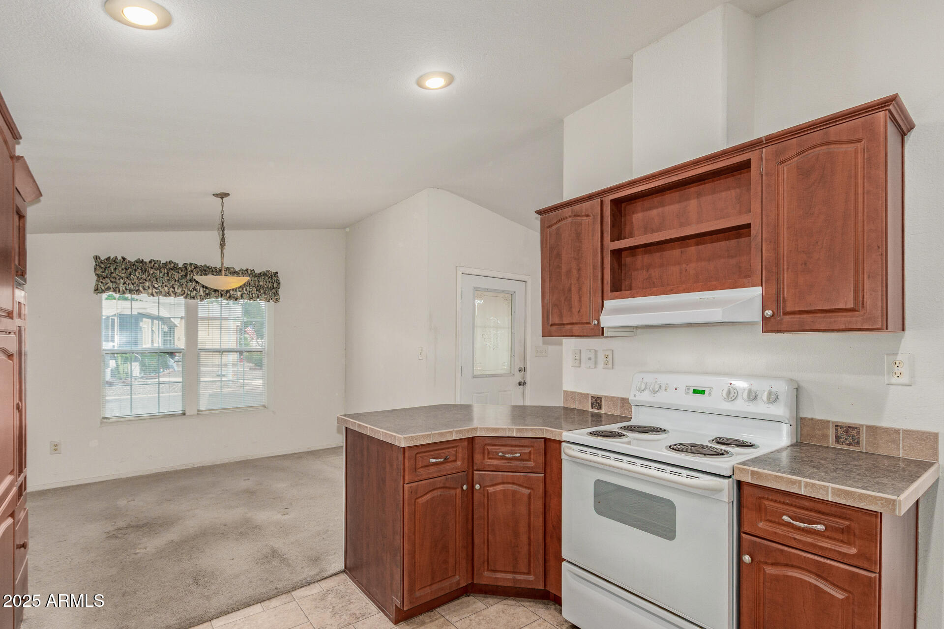 201 South Greenfield Road, Unit 17 Mesa, AZ 85206 - Photo 10 of 34 12 - Greenfield