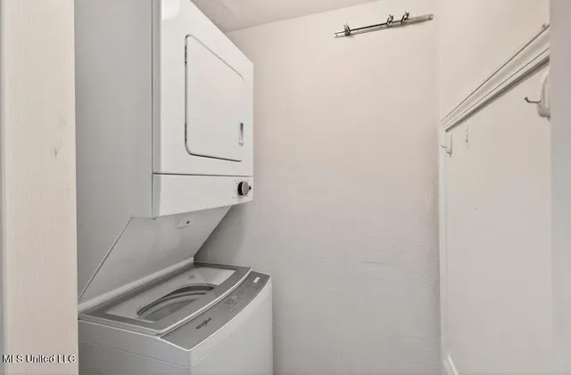 $141,500 | 3230 Cumberland Road, Ocean Springs, MS 39564