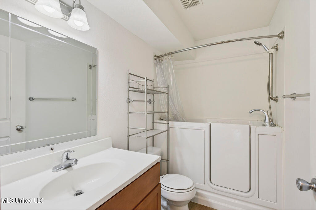 3230 Cumberland Road, Unit 78 Ocean Springs, MS 39564 - Photo 21 of 35 3230CumberlandRd#78-18