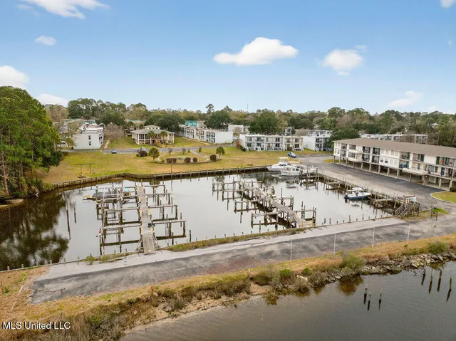 $141,500 | 3230 Cumberland Road, Ocean Springs, MS 39564