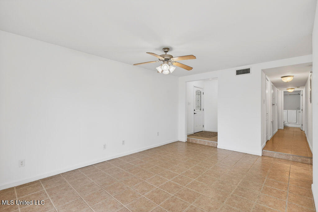 3230 Cumberland Road Ocean Springs, MS 39564 - Photo 4 of 32 3230CumberlandRd#78-4