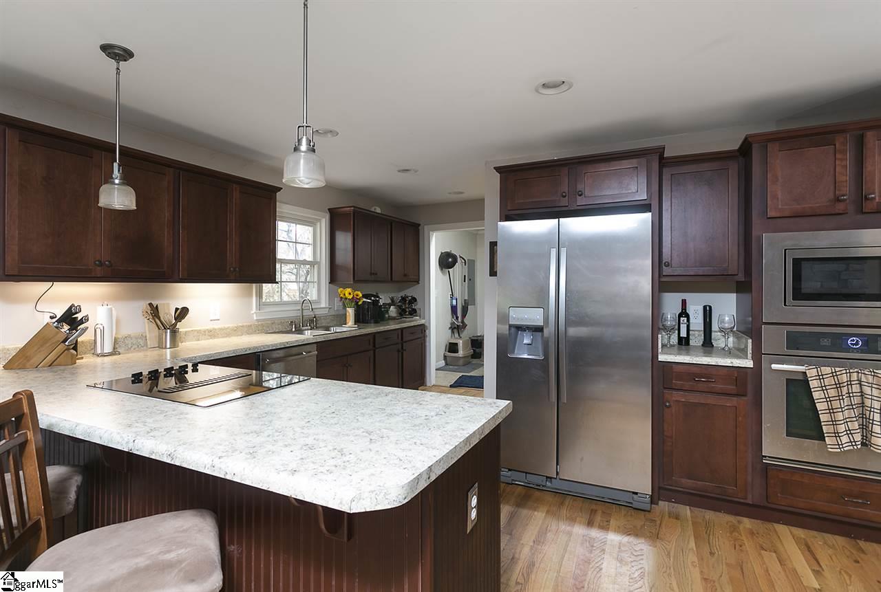 113 Cold Springs Road Greenville, SC 29607 - Photo 13 of 24 Gallery Image 13