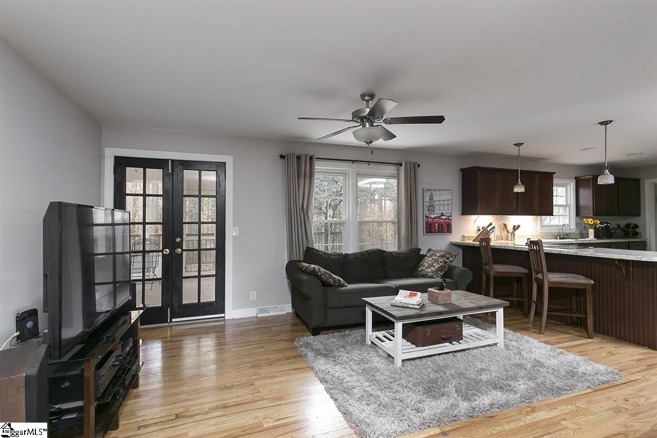 113 Cold Springs Road Greenville, SC 29607 - Photo 16 of 24 Gallery Image 16
