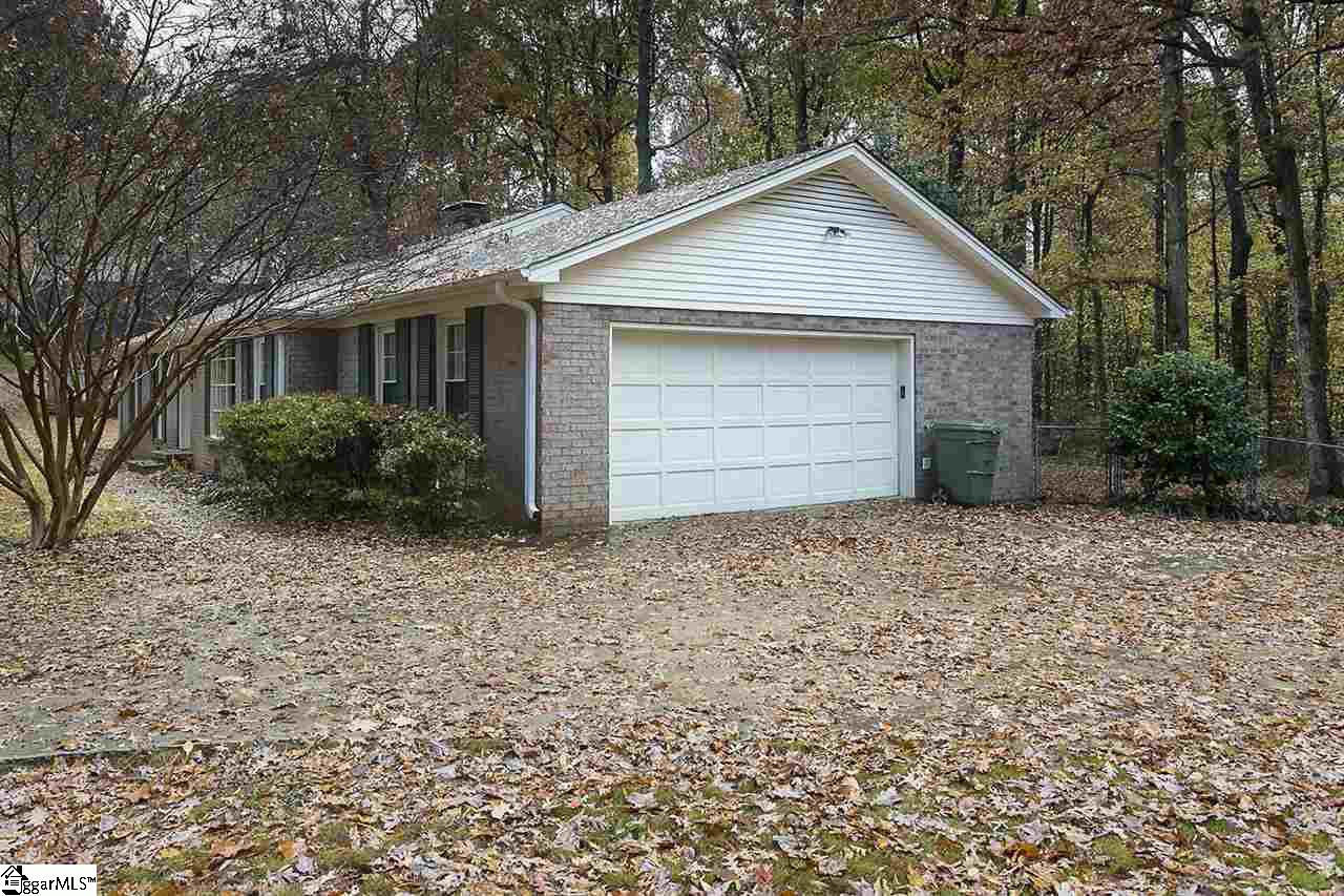 113 Cold Springs Road Greenville, SC 29607 - Photo 4 of 24 Gallery Image 4