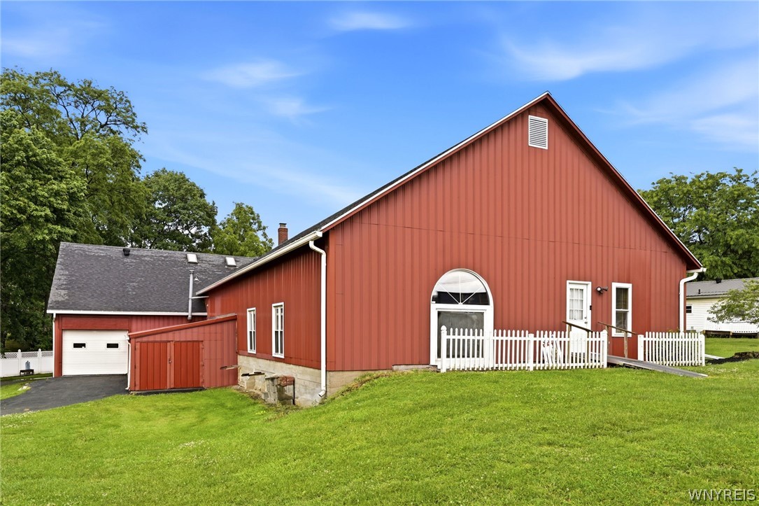 3 Maple Avenue Elba, NY 14058 - Photo 38 of 47 side