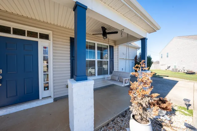 $2,350 | 1808 Luke Court, Columbia, TN 38401