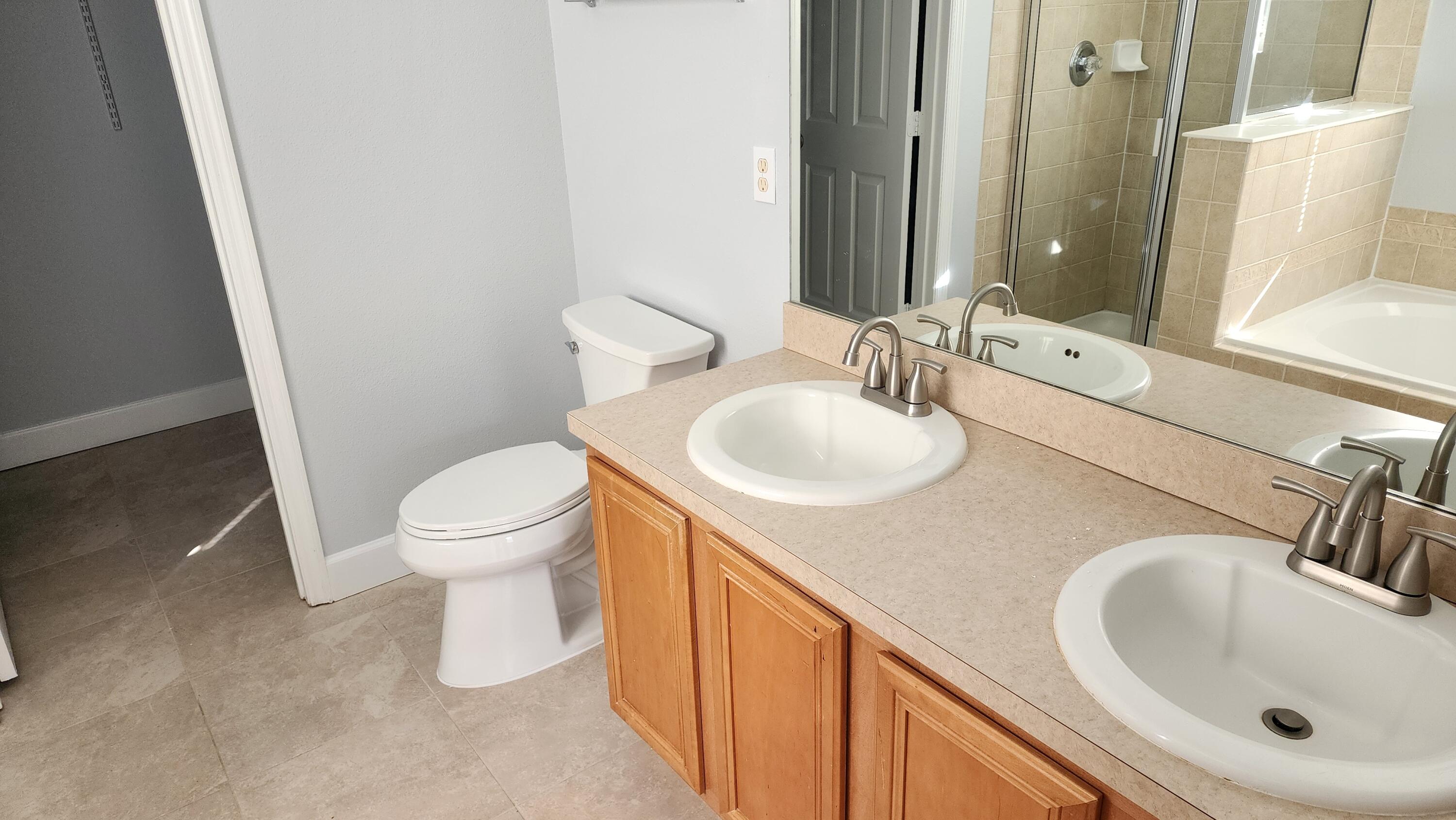 627 Southwest Byron Street Port St. Lucie, FL 34983 - Photo 5 of 10 Master Bath