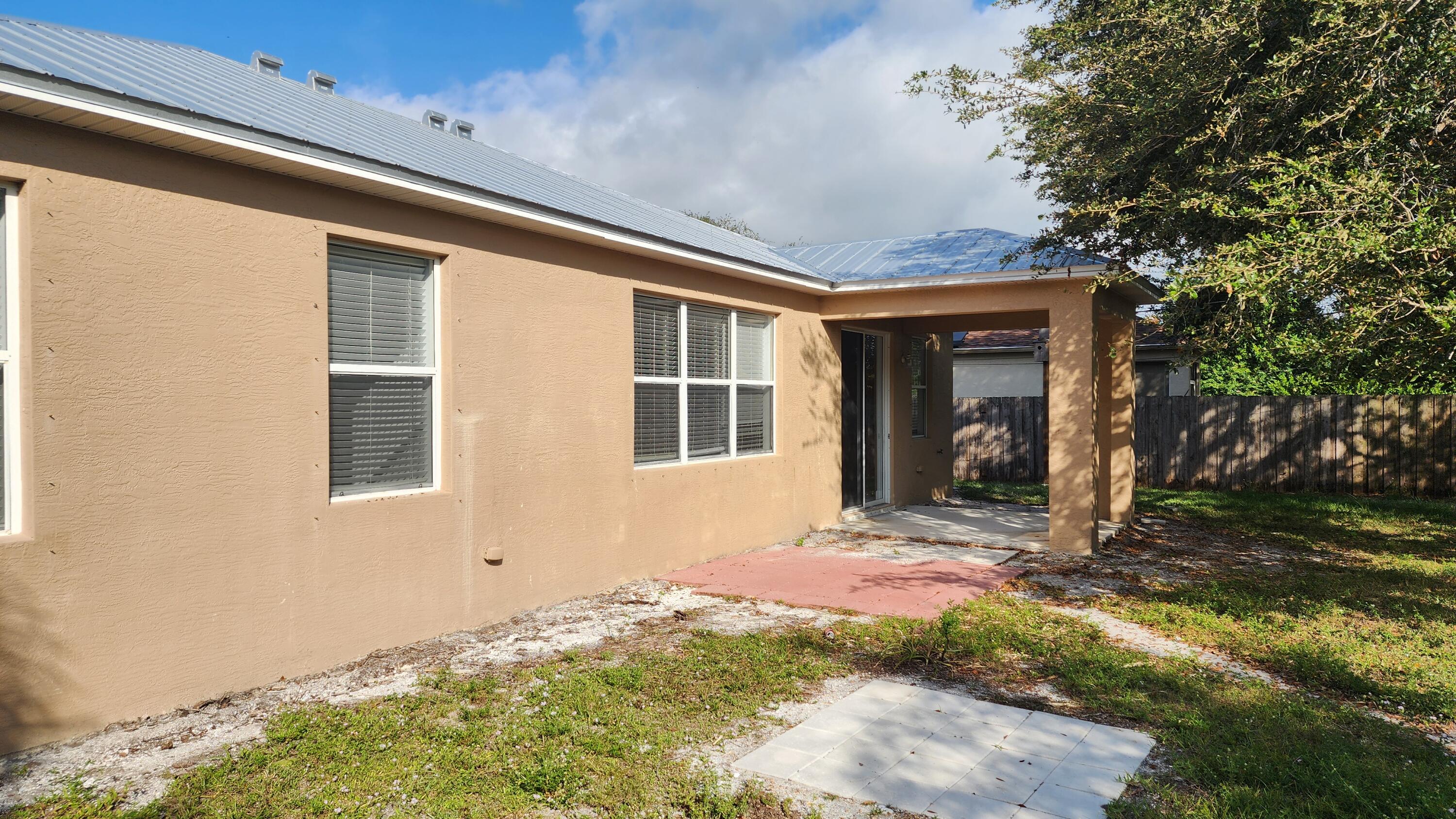 627 Southwest Byron Street Port St. Lucie, FL 34983 - Photo 9 of 10 Back