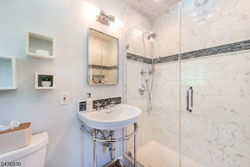 11 Yorke Road Mountain Lakes, NJ 07046 - Photo 34 of 50