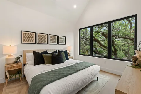 $2,250,000 | 2611 Oak Crest Avenue, Unit A & B, Austin, TX 78704