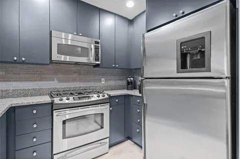 $245,000 | 3338 Peachtree Road Northeast, Unit 1105, Atlanta, GA 30326