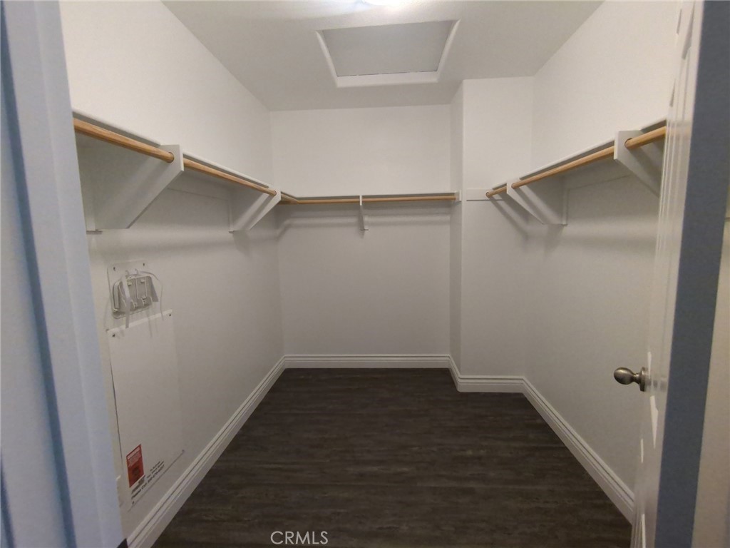 10961 Knoxville Way Riverside, CA 92503 - Photo 13 of 19