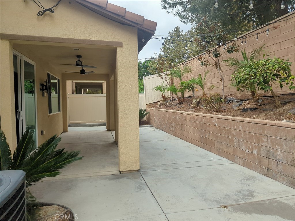 10961 Knoxville Way Riverside, CA 92503 - Photo 14 of 19