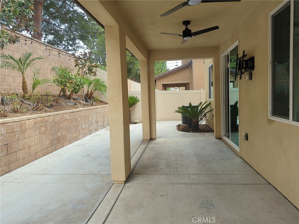 10961 Knoxville Way Riverside, CA 92503 - Photo 15 of 19