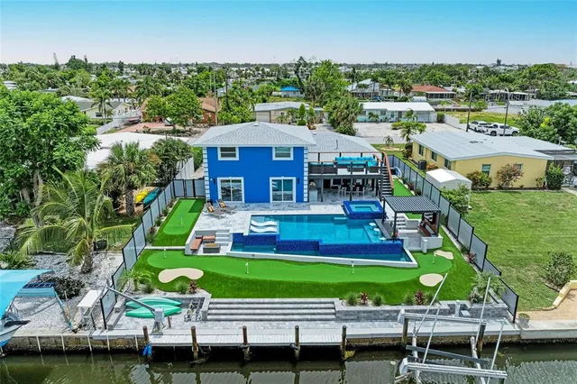 $4,500 | 310 Bryn Mawr Island, Bradenton, FL 34207