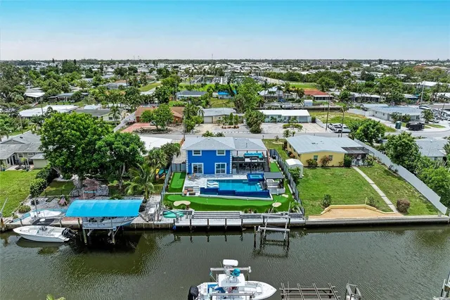 $4,500 | 310 Bryn Mawr Island, Bradenton, FL 34207