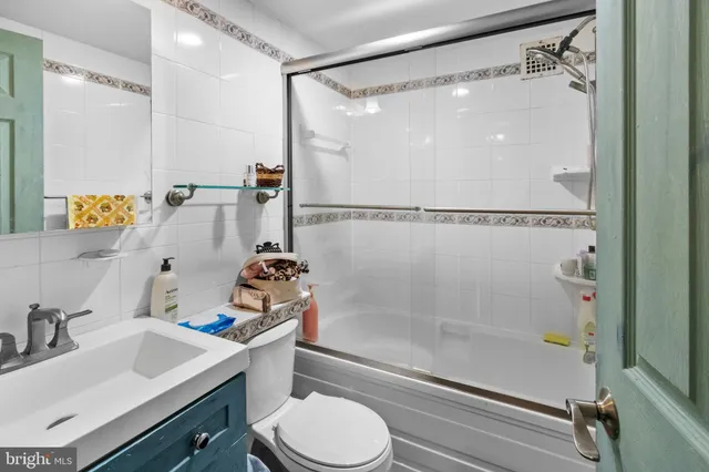 $375,000 | 2501 Calvert Street Northwest, Unit 708, Washington, DC 20008