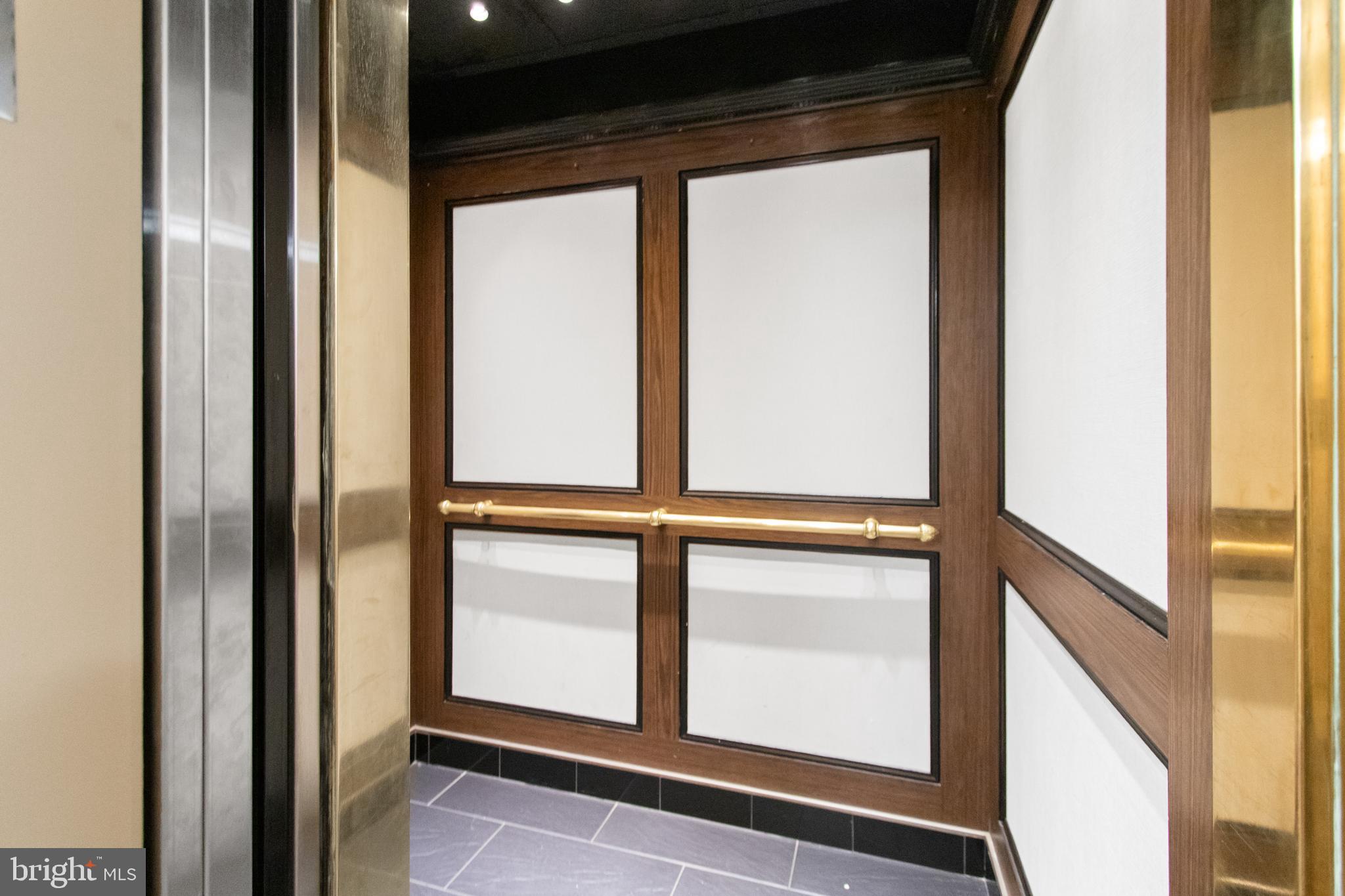 2501 Calvert Street Northwest, Unit 708 Washington, DC 20008 - Photo 5 of 21 a view of front door