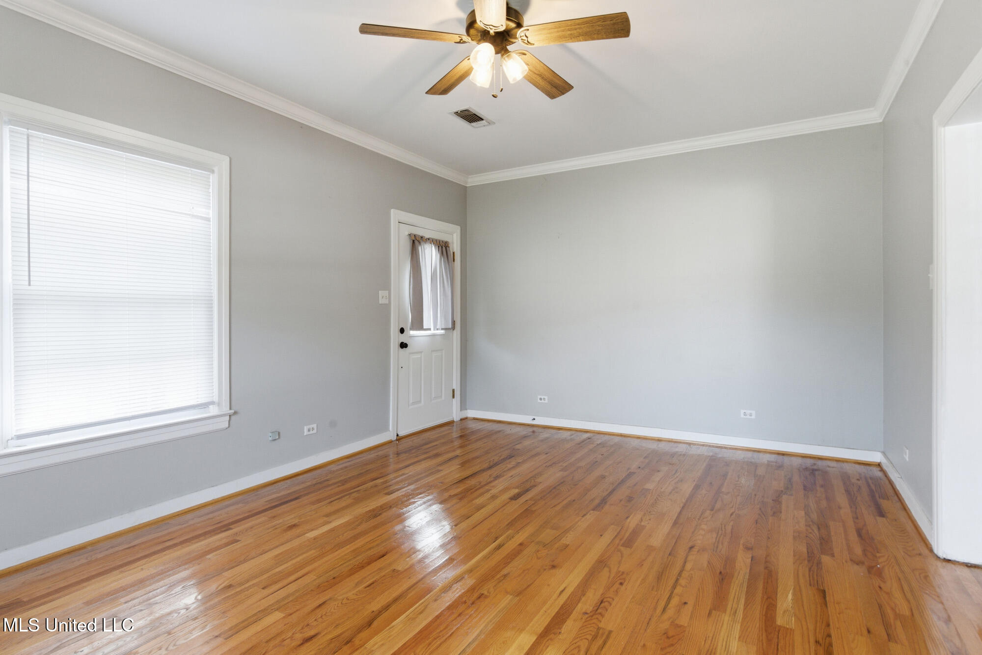 4949 Magnolia Street Moss Point, MS 39563 - Photo 3 of 19 MLS