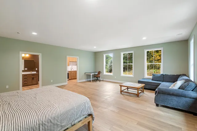 $995,000 | 3841 North 3rd Street, Kalamazoo, MI 49009