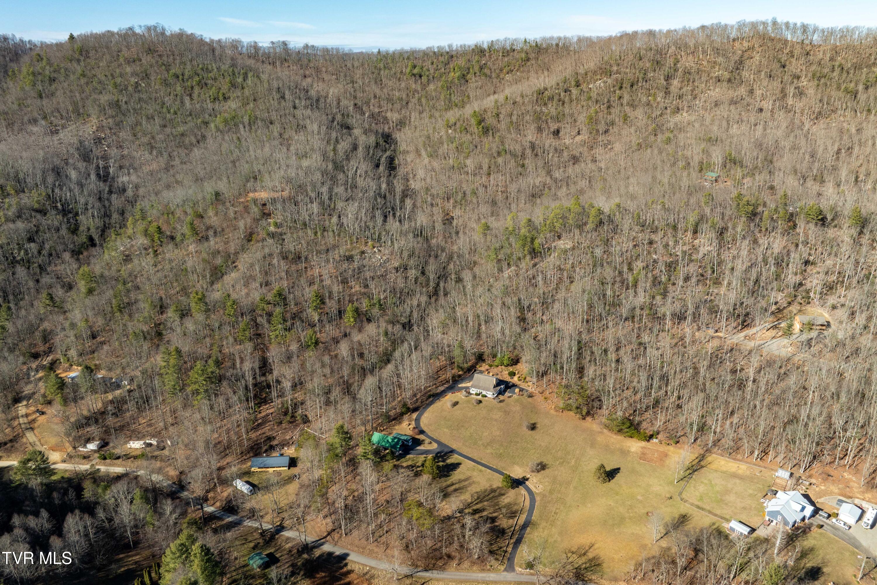 718 Copperhead Hollow Road Mountain City, TN 37683 - Photo 55 of 103 718 Copperhead Hollow Road (7 of 111)