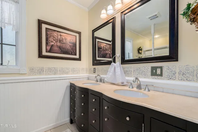 $635,500 | 718 Copperhead Hollow Road, Mountain City, TN 37683