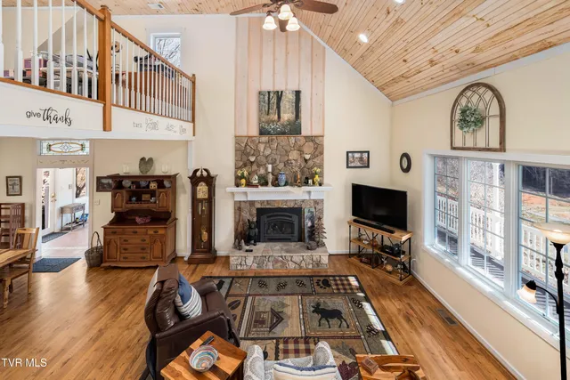 $635,500 | 718 Copperhead Hollow Road, Mountain City, TN 37683