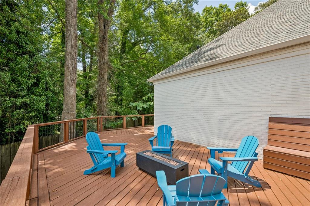 2211 Hill Park Court Decatur, GA 30033 - Photo 28 of 34