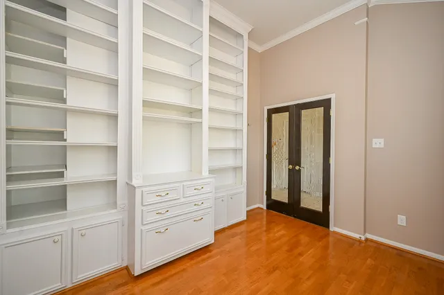 $2,400 | 12915 Fern Mill Court, Houston, TX 77041