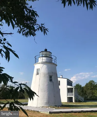 $1,600 | 44600 Tall Timbers Road, Unit B, Tall Timbers, MD 20690