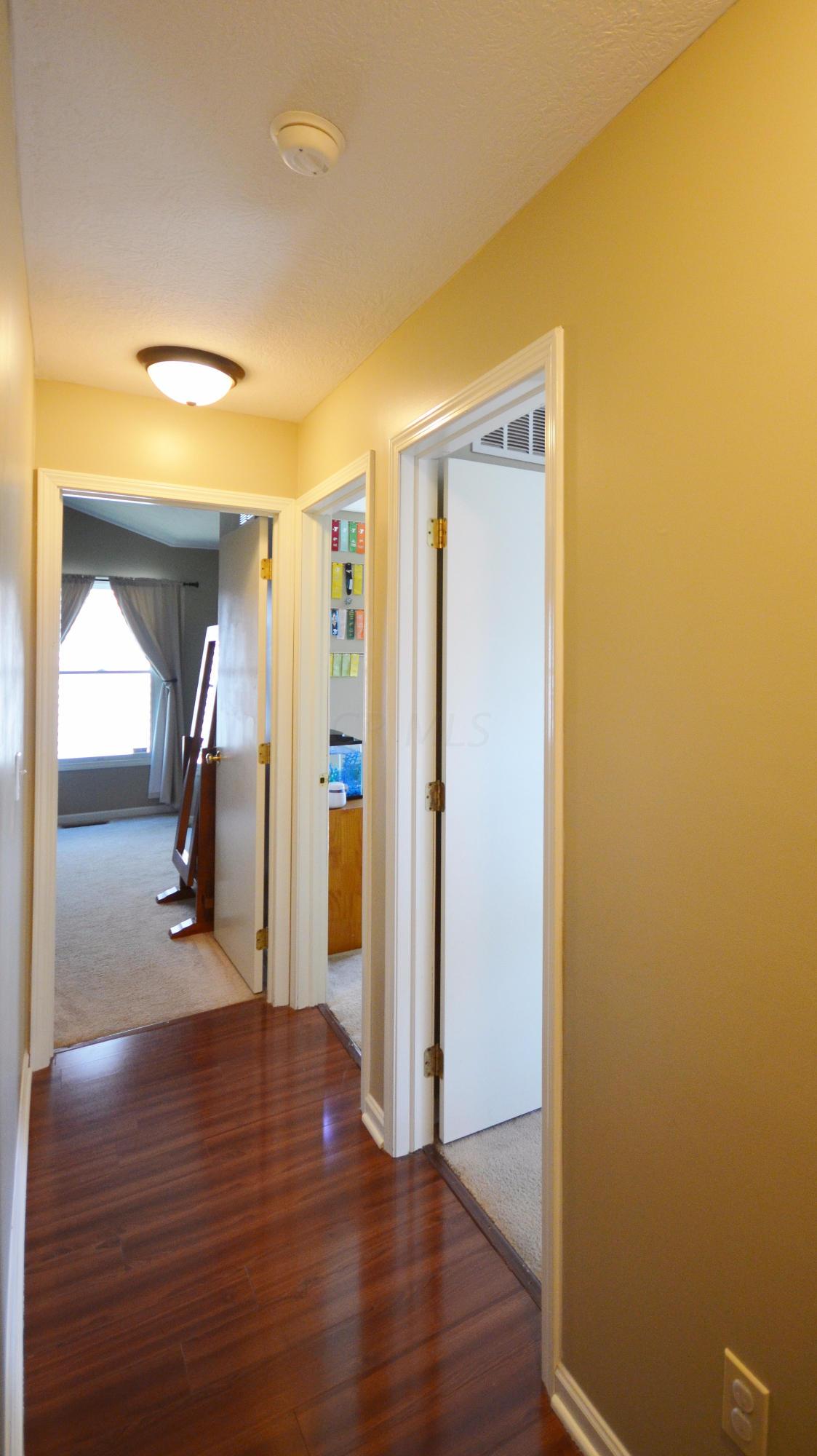 406 Ruffin Drive Galloway, OH 43119 - Photo 14 of 45 Gallery Image 14