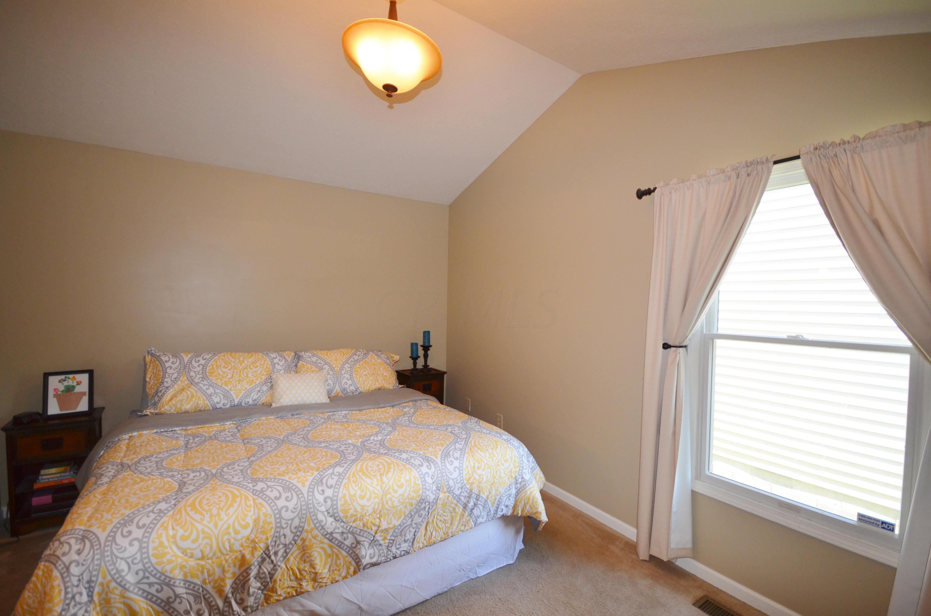 406 Ruffin Drive Galloway, OH 43119 - Photo 20 of 45 Gallery Image 20
