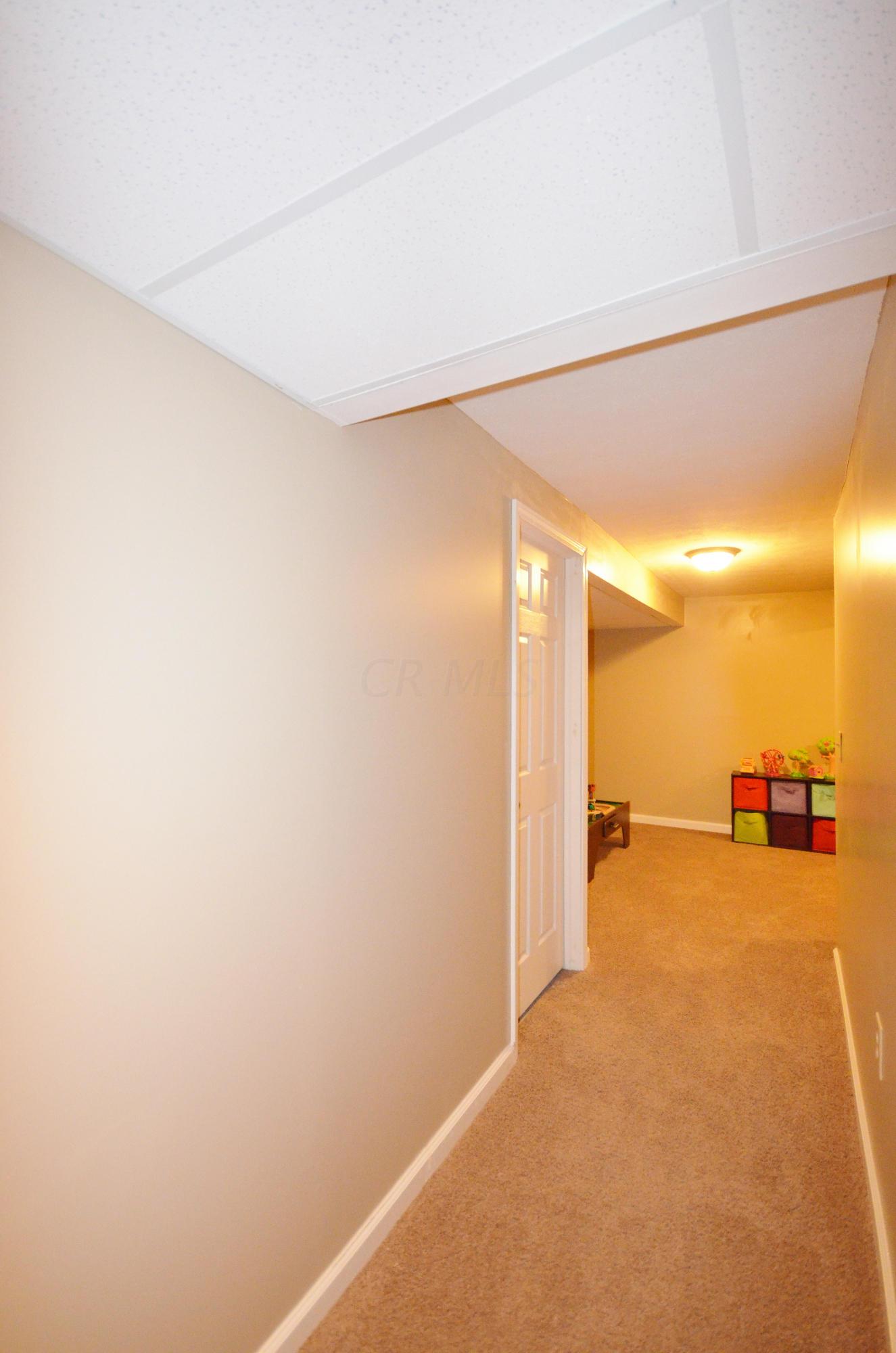 406 Ruffin Drive Galloway, OH 43119 - Photo 34 of 45 Gallery Image 34
