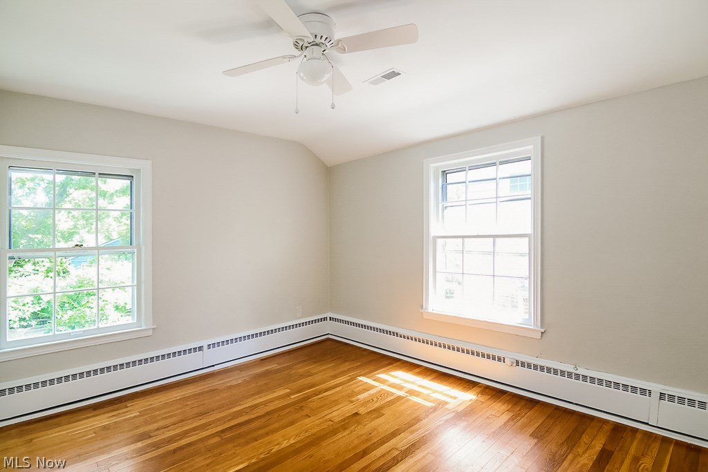 16809 Holbrook Road Cleveland, OH 44120 - Photo 16 of 34
