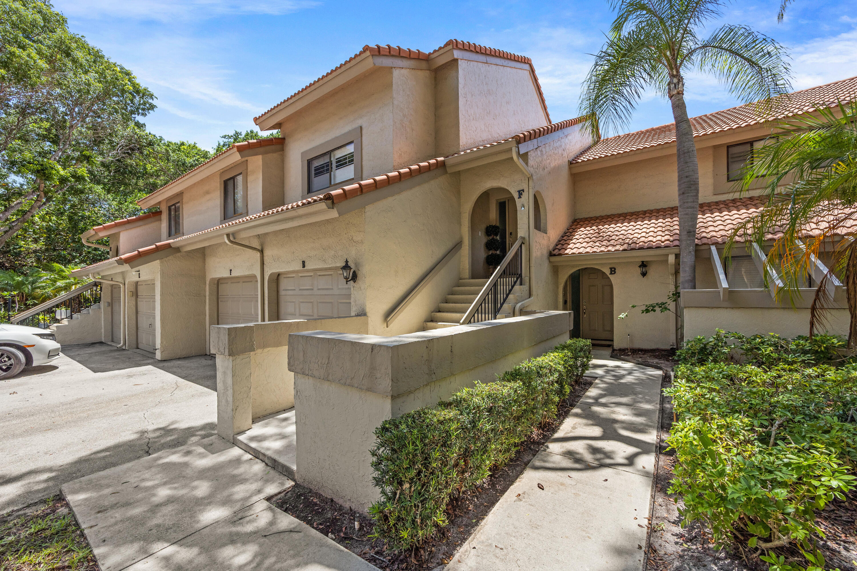 5710 Coach House Circle, Unit F Boca Raton, FL 33486 - Photo 19 of 21 1751972490001_1751939072676153a0001