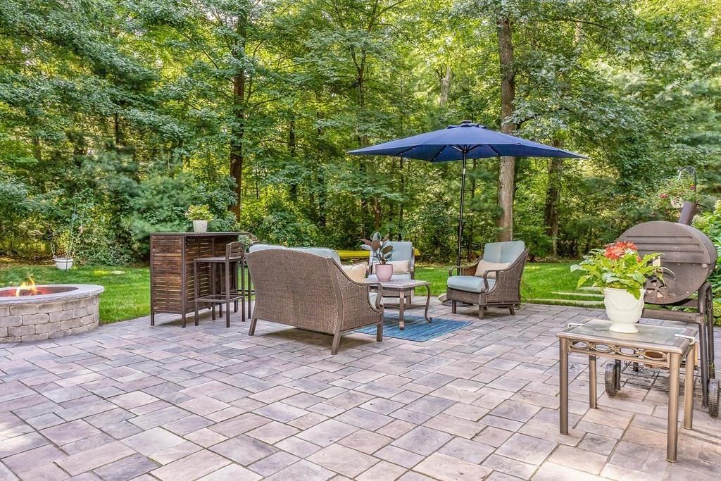 10 Merrills Way Rowley, MA 01969 - Photo 8 of 42 Gallery Image 8