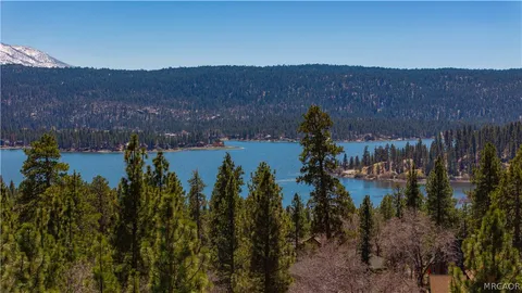 $599,000 | 39563 Raccoon Drive, Fawnskin, CA 92333