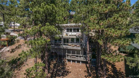 $599,000 | 39563 Raccoon Drive, Fawnskin, CA 92333