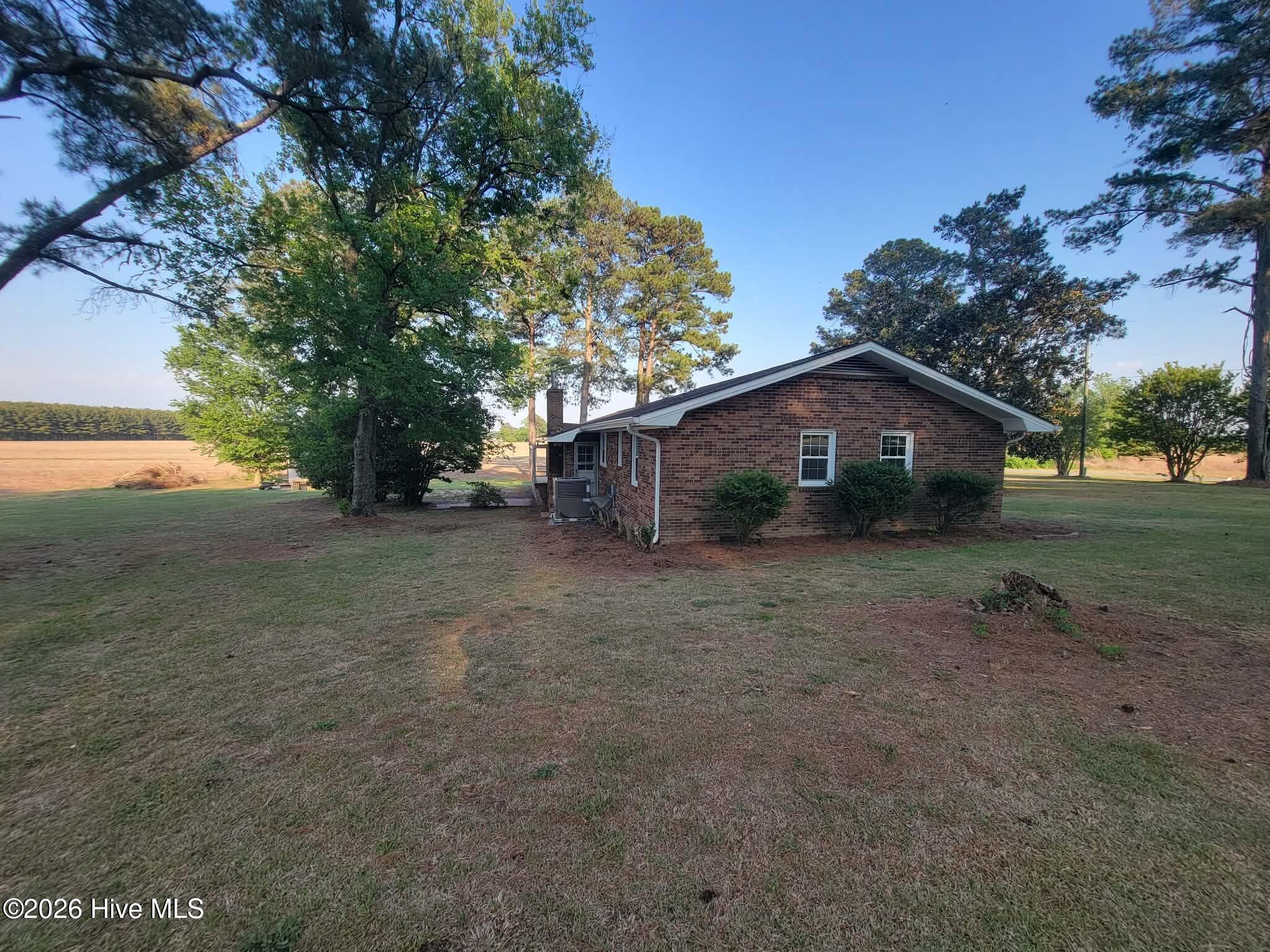 4338 Grifton Hugo Road Grifton, NC 28530 - Photo 14 of 55 Side view