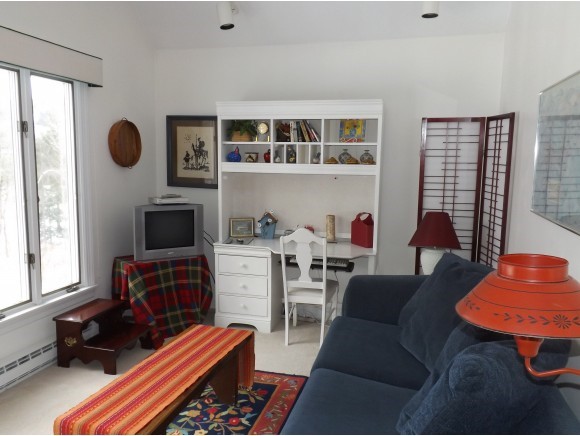 807 Murphys Road, Unit D Hartford, VT 05059 - Photo 10 of 22 Gallery Image 10