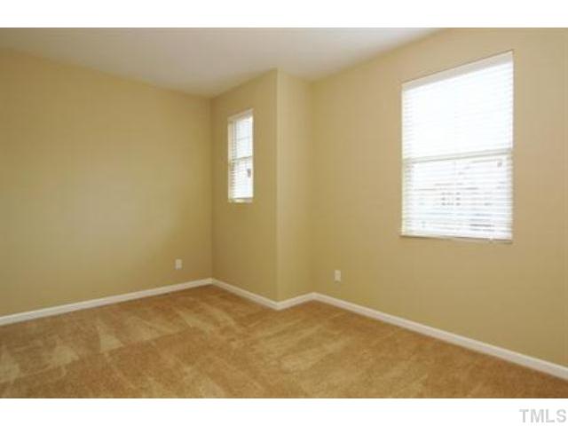 748 Wickham Ridge Road, Unit 115 Apex, NC 27539 - Photo 14 of 25 Two tone paint and 9 ft ceilings on first and second floor! (Photo of like design. Colors/selections may vary - ask onsite agent for details.)