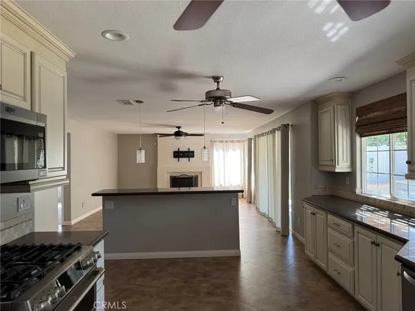 $4,950 | 1990 Willowbrook Drive, Oceanside, CA 92056