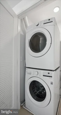 $6,000 | 923 V Street Northwest, Unit 601, Washington, DC 20001