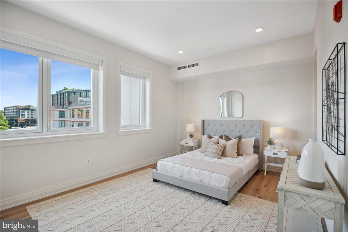 923 V Street Northwest, Unit 601 Washington, DC 20001 - Photo 7 of 62