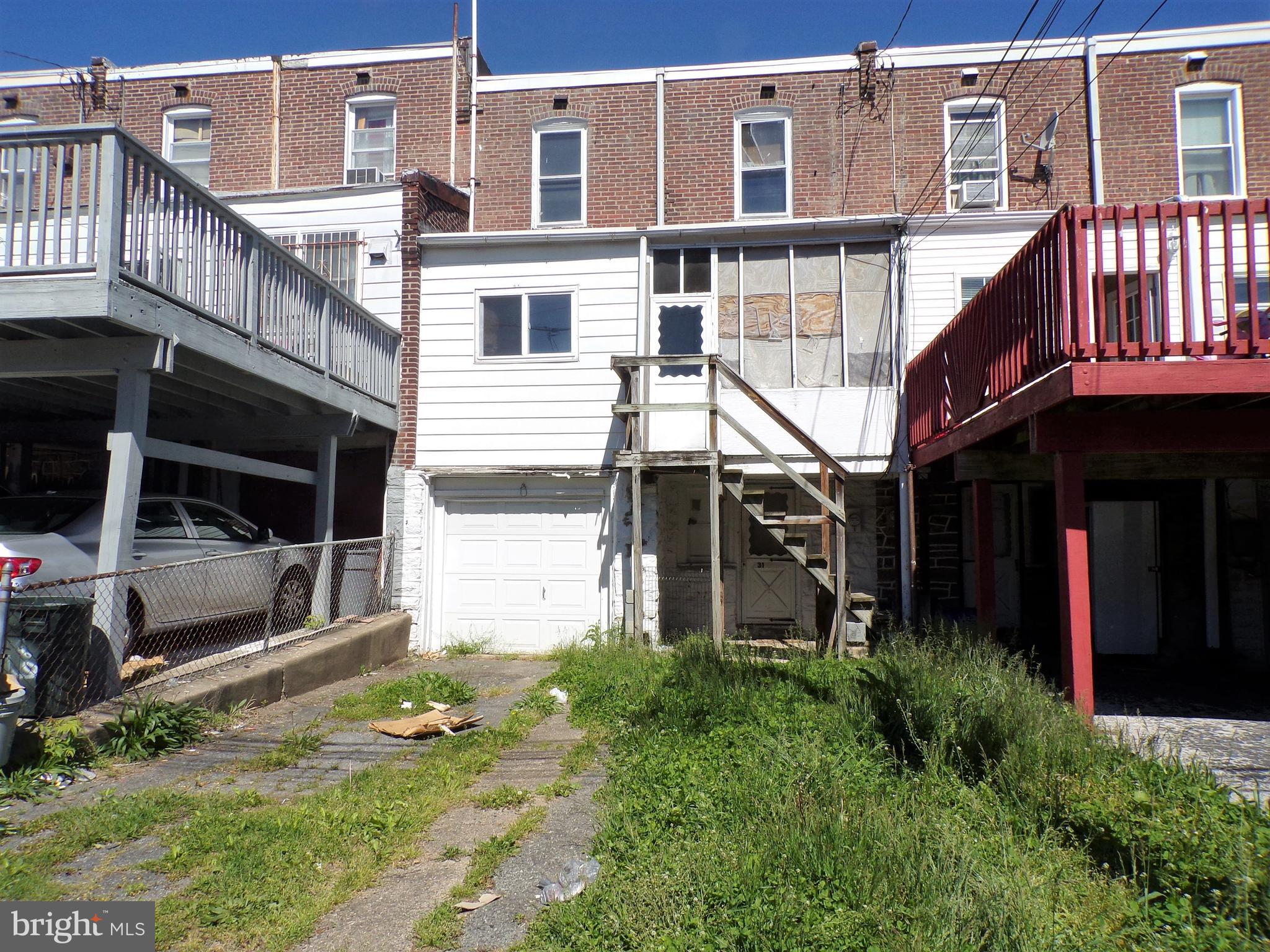 31 Sunshine Road Upper Darby, PA 19082 - Photo 3 of 22 Rear of property